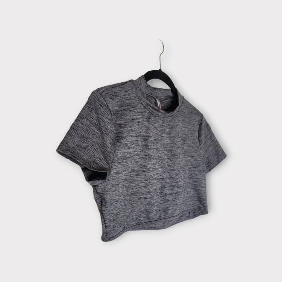 Free People FP Movement Womens Frosty Morning Cut Out Crop Top Gray M Athleisure - Picture 5 of 10